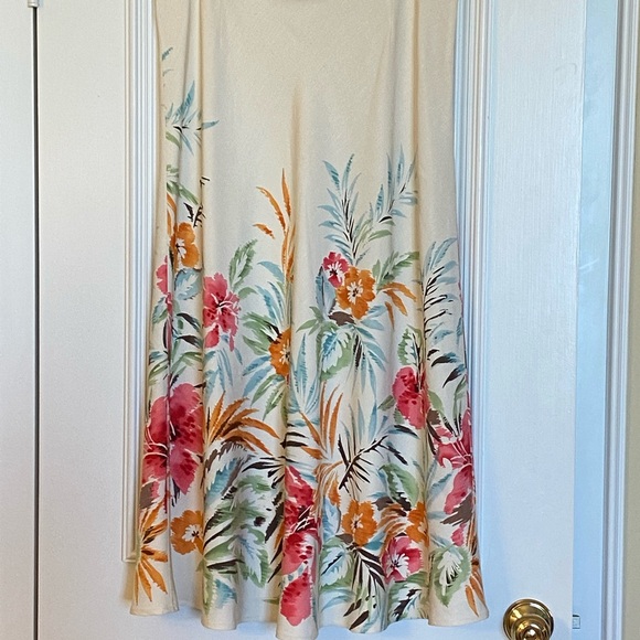 TALBOT’S SKIRT (14)                          Beautiful in SPRING & SUMMER - Picture 2 of 7